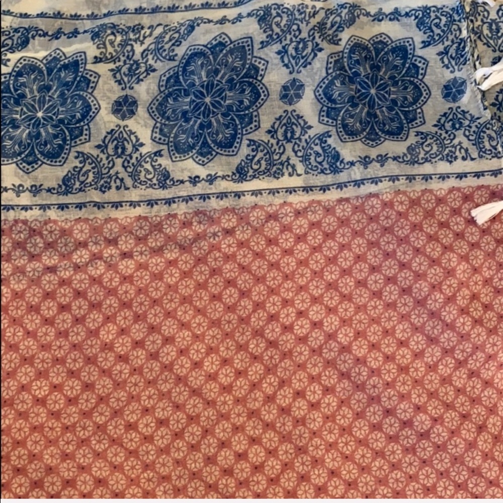 Lulu's Pink and Blue Floral Scarf - Picture 4 of 6